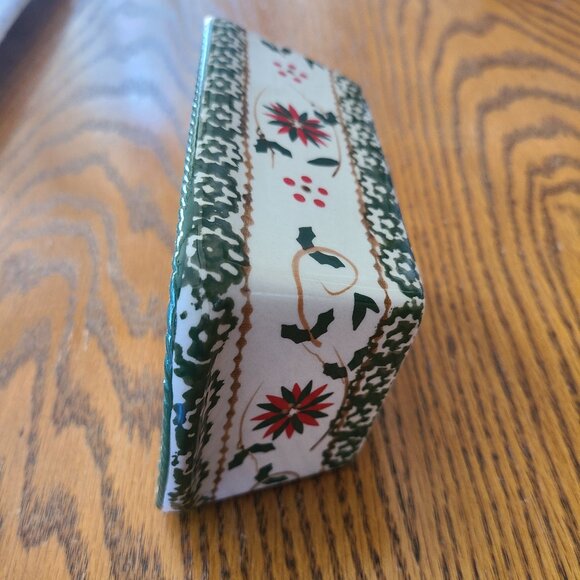 TEMPTATIONS BY TARA OLD WORLD LOAF PAN OVENWARE W/ PLASTIC LID GREEN/RED HOLIDAY - Picture 5 of 8